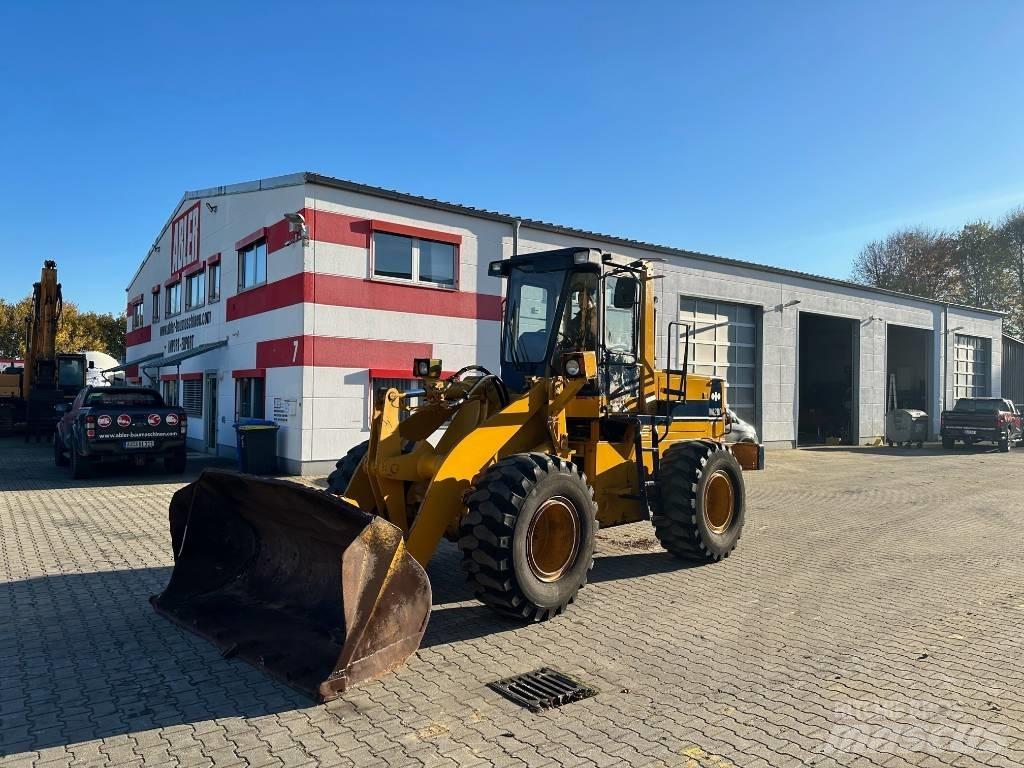 Komatsu WA200  휠로우더