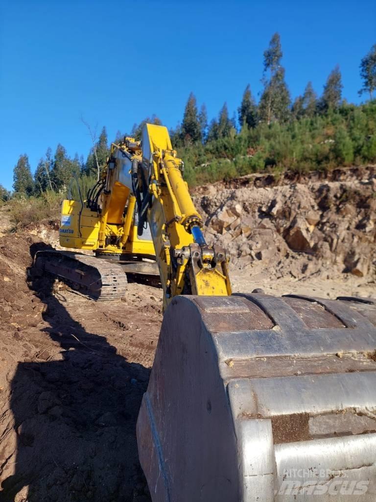 Komatsu PC 228 LC-3 대형 굴삭기 29톤 이상