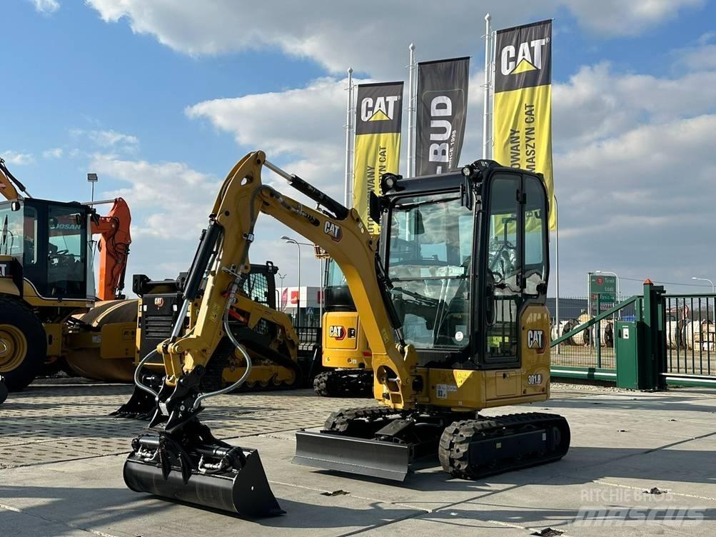 CAT 301.8 소형 굴삭기 7톤 미만