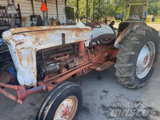 Ford 800 트랙터