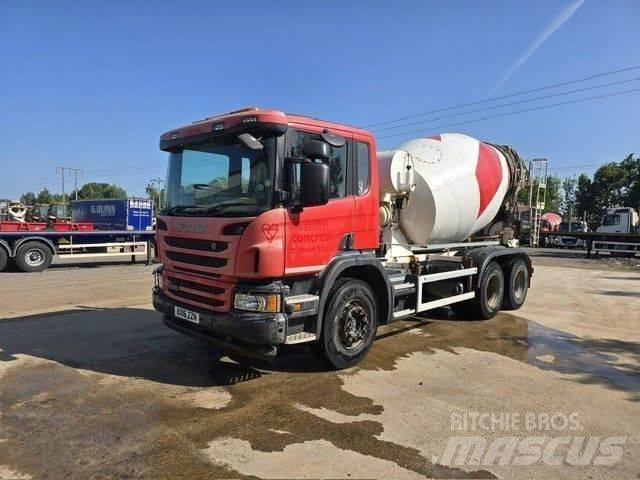 Scania P 320 콘크리트 믹서트럭
