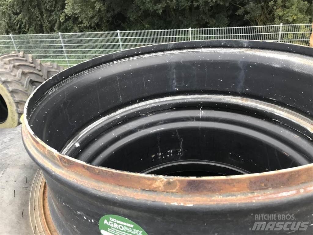 Petlas 600/65R34 타이어, 휠 및 림