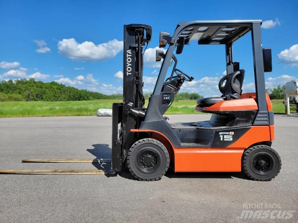 Toyota 8 FB 15 전동 지게차