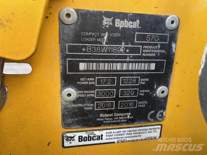 Bobcat S 70  스키드로더