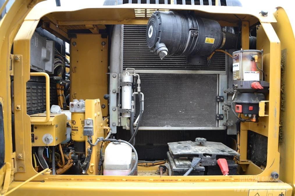 CAT 319 D L 대형 굴삭기 29톤 이상