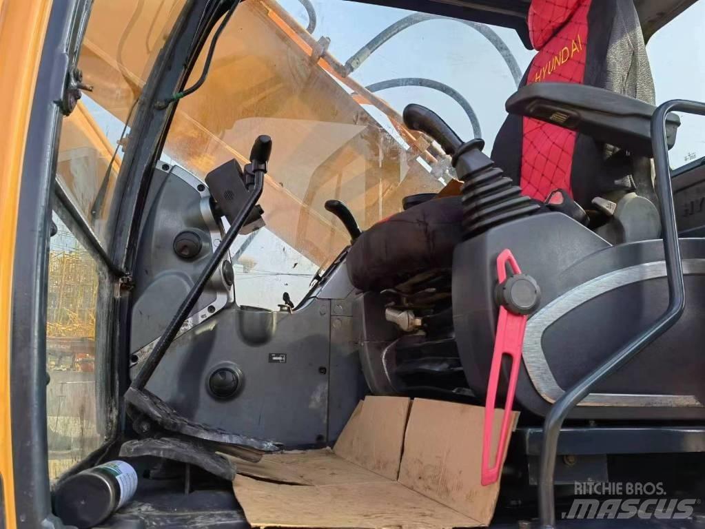 Hyundai 30 L-9 A 대형 굴삭기 29톤 이상