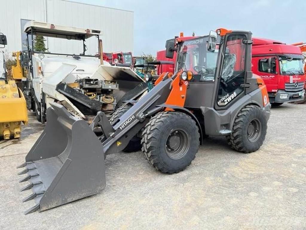 Hitachi ZW95-6C  휠로우더