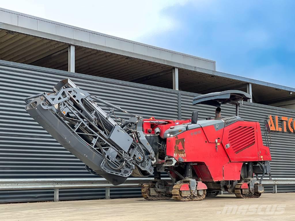 Wirtgen W 100 CFI 아스팔트 콜드 밀링 기계