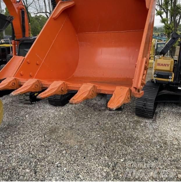 Hitachi ZX200 대형 굴삭기 29톤 이상