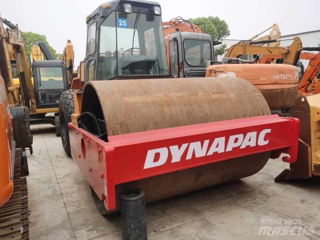 Dynapac CA 25 D 싱글 드럼 롤러
