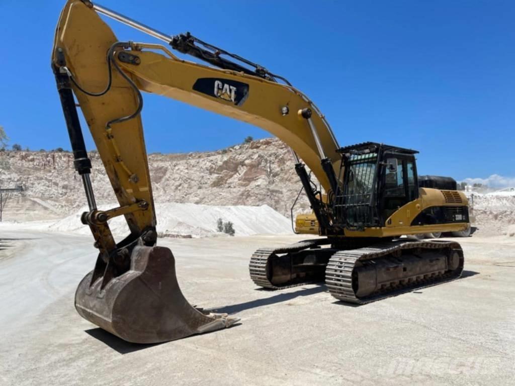 CAT 330 D LN 대형 굴삭기 29톤 이상