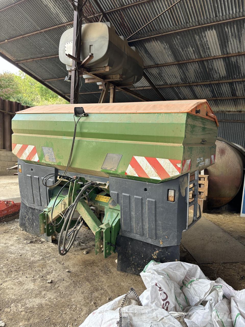 Amazone ZA TS 4200 스프레이어 퍼틸라이저