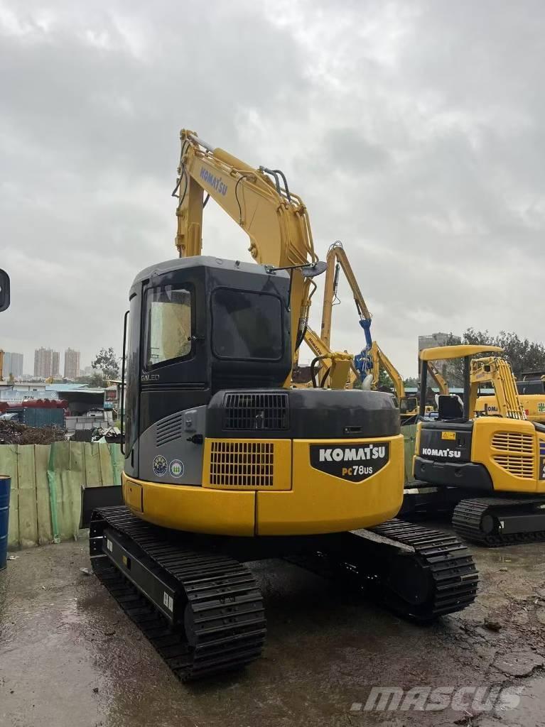 Komatsu PC 78 대형 굴삭기 29톤 이상