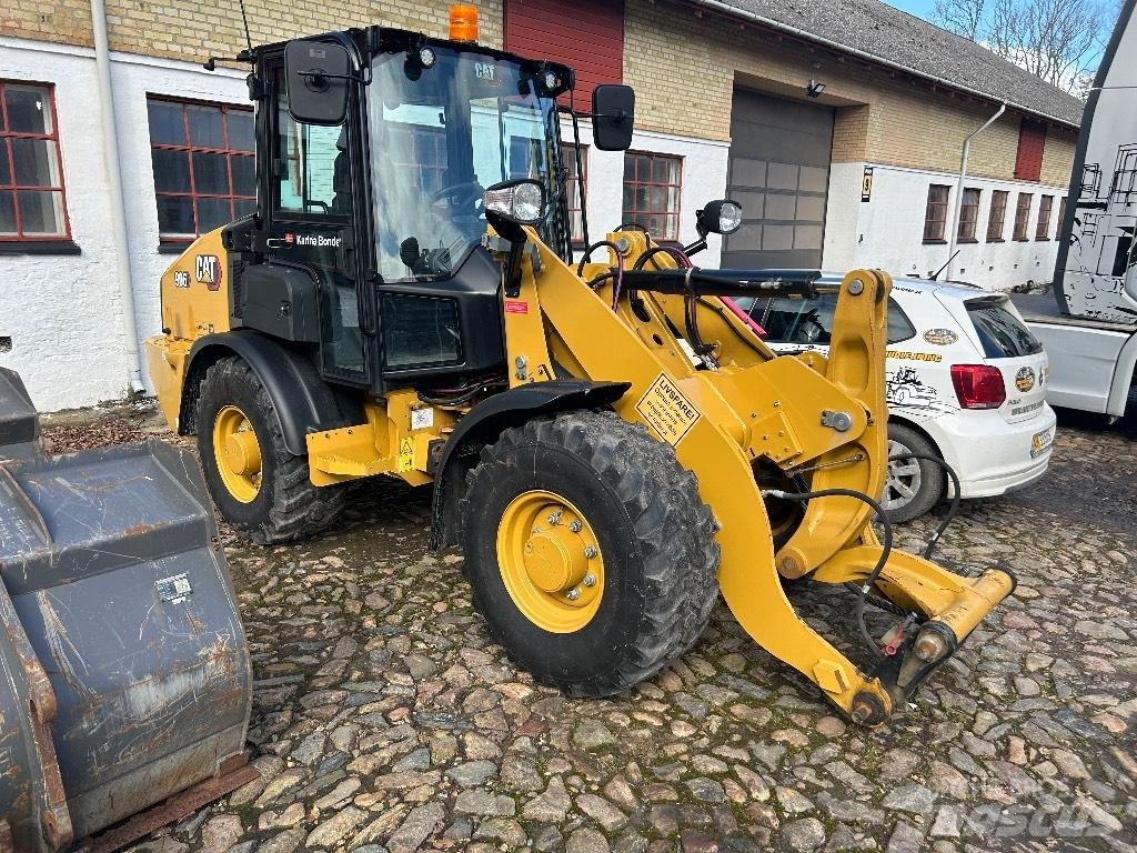 CAT 906  휠로우더