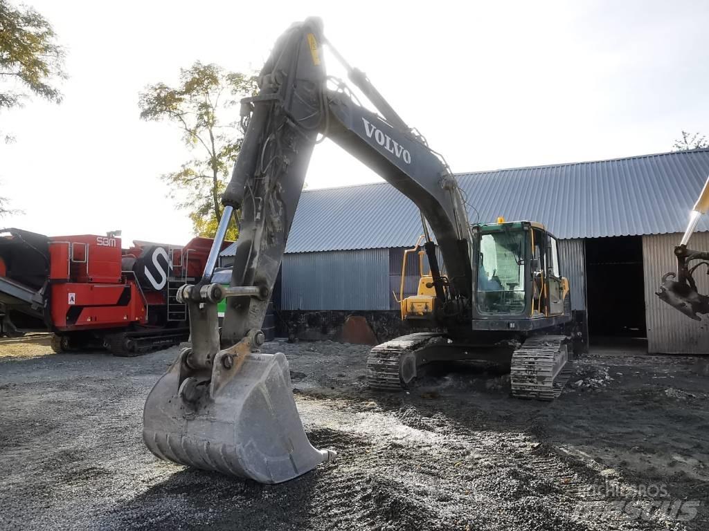 Volvo EC 210 C L 대형 굴삭기 29톤 이상