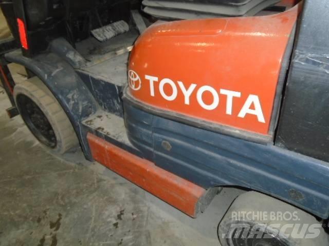 Toyota 52-6 FG U 30 험지용 트럭