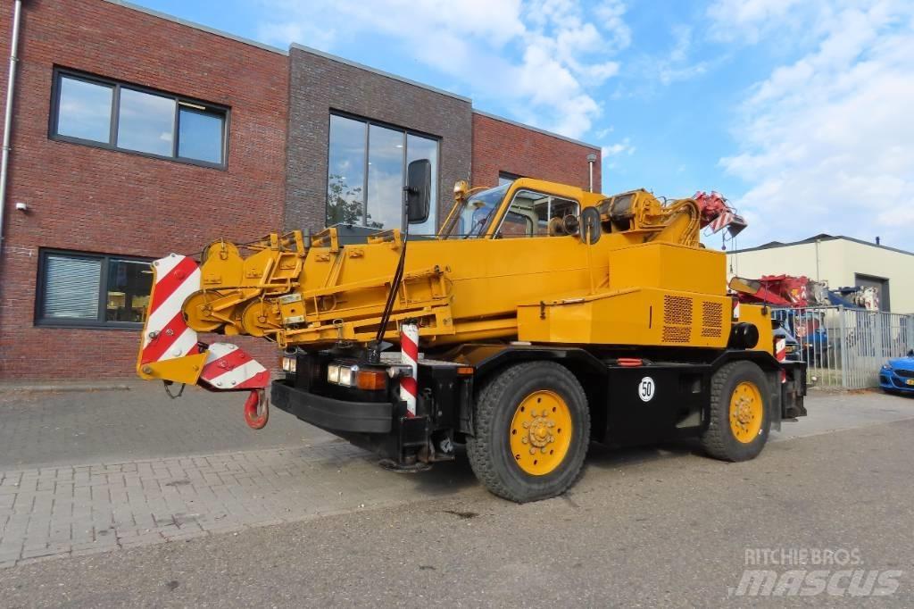 Kobelco RK 70 M2 R/T 크레인