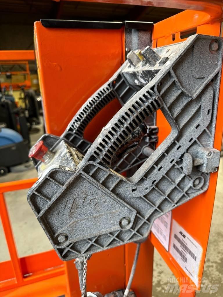 JLG 1230 ES 가위형 리프트