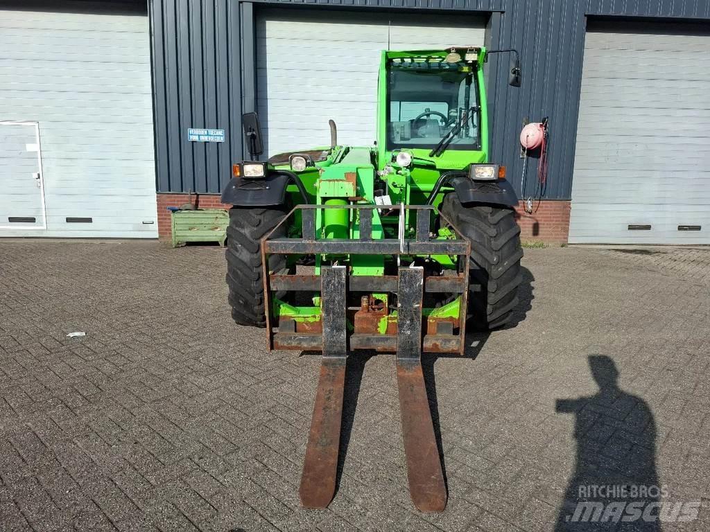 Merlo TF38.7 텔러 핸들러