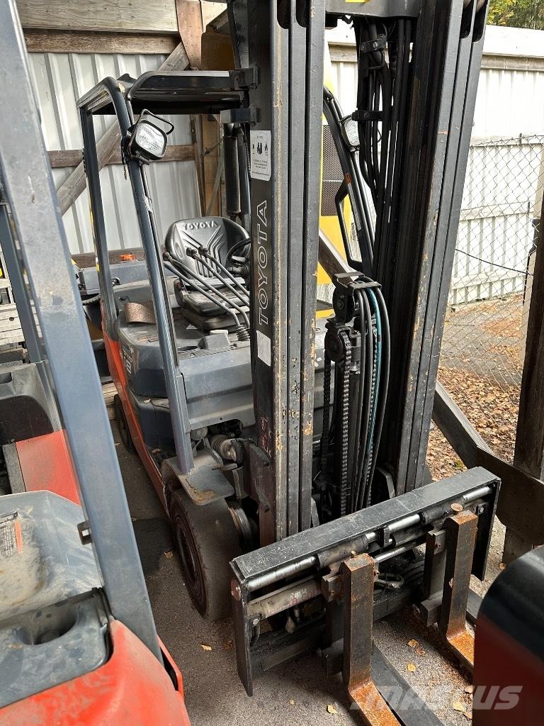 Toyota 02-8 FDF 18 디젤 지게차