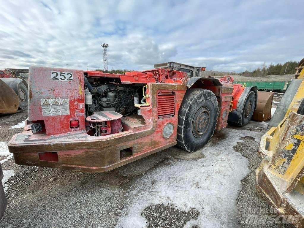 Sandvik LH 410 지하 광산용 로더