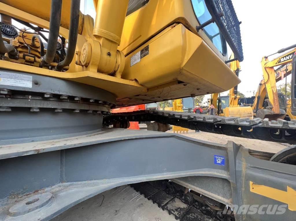 Komatsu PC 360-7 대형 굴삭기 29톤 이상