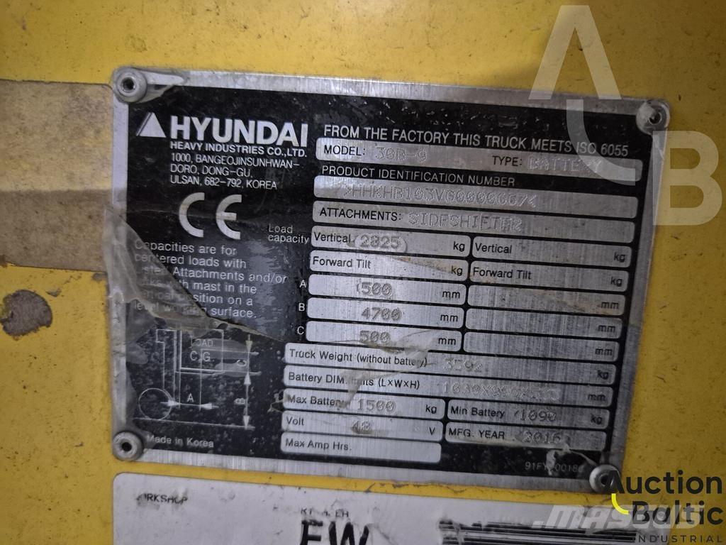 Hyundai 30B-9 전동 지게차