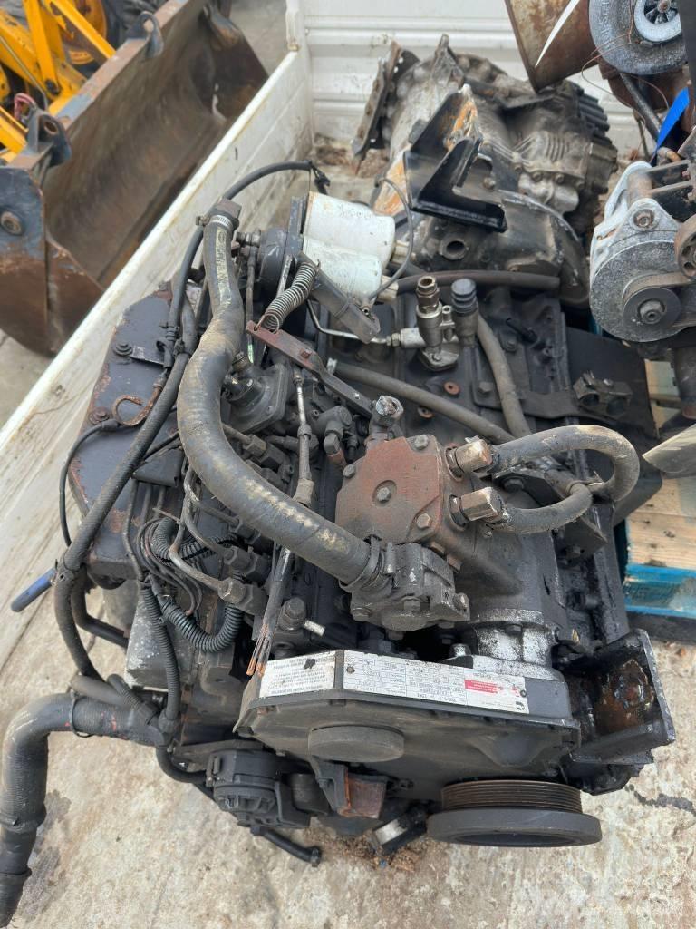 Cummins 359/5.9 엔진