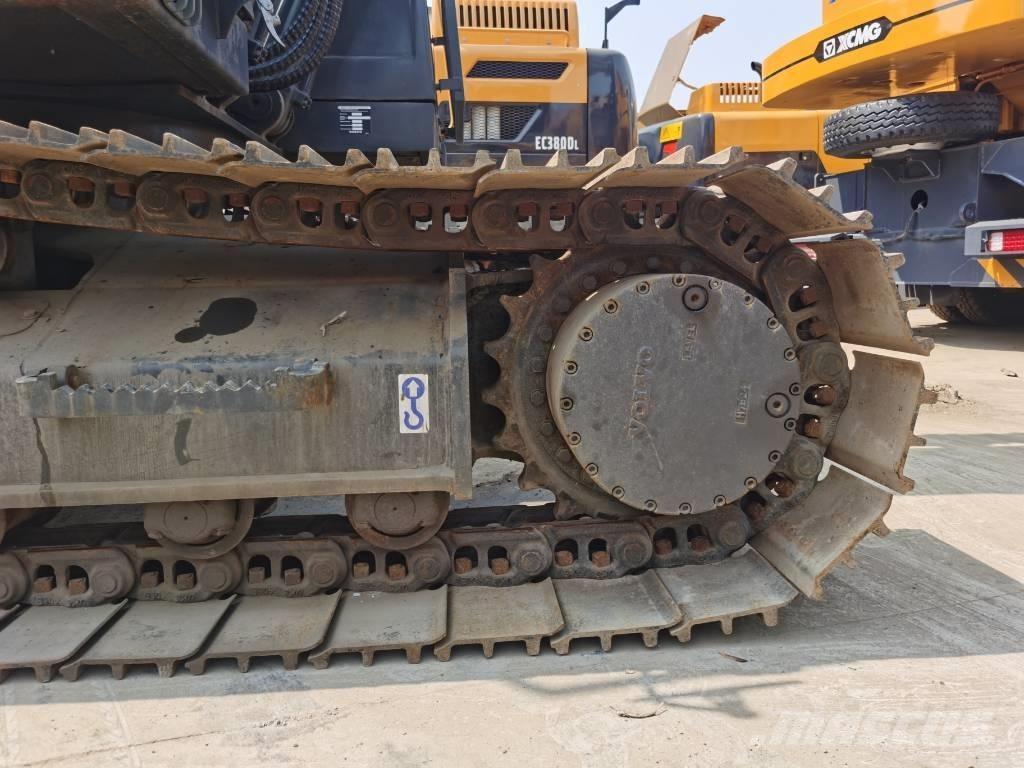 Volvo EC 220 대형 굴삭기 29톤 이상