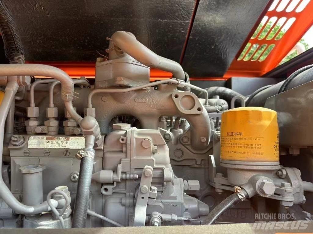 Hitachi ZX 70 대형 굴삭기 29톤 이상