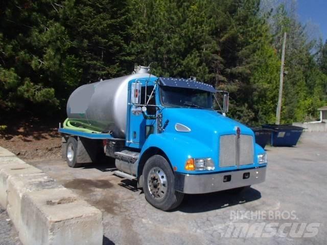 Kenworth T 300 콤비/진공 트럭