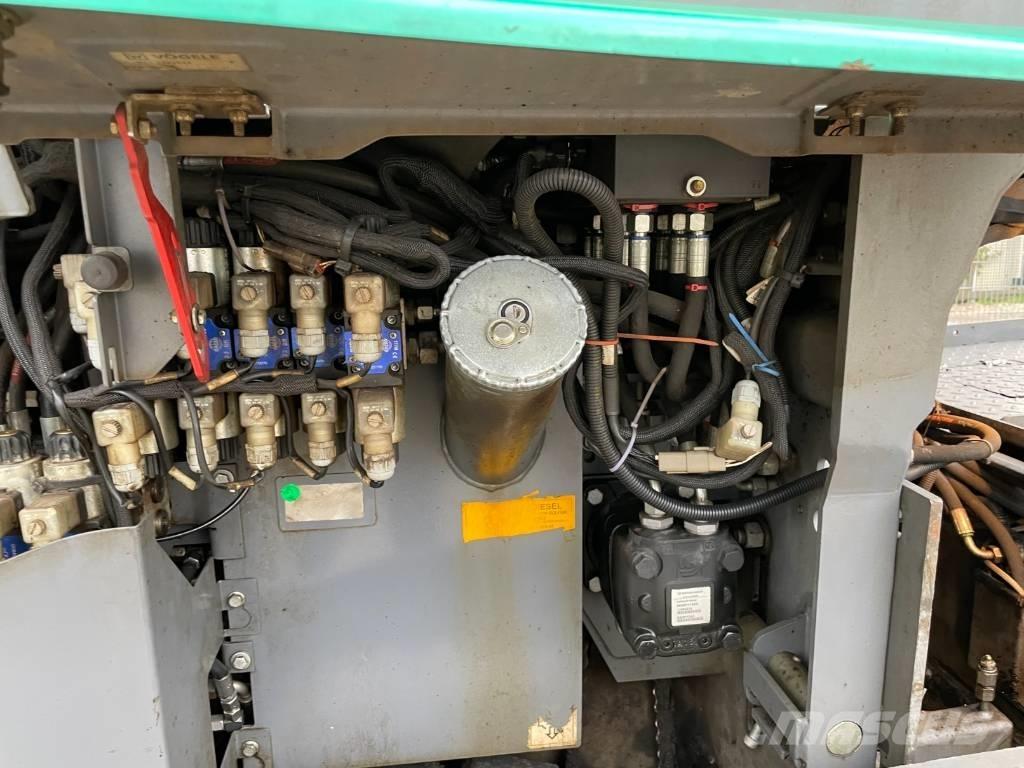 Vögele SUPER 1300-3I 아스팔트 포장장비