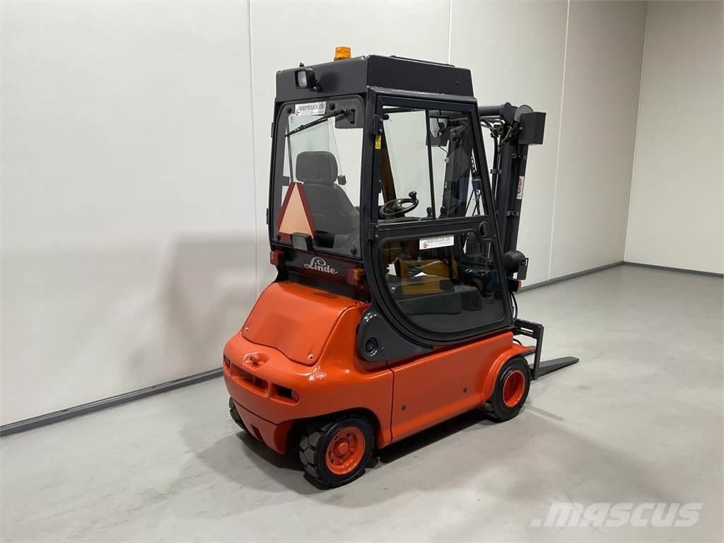 Linde E20P-02 전동 지게차