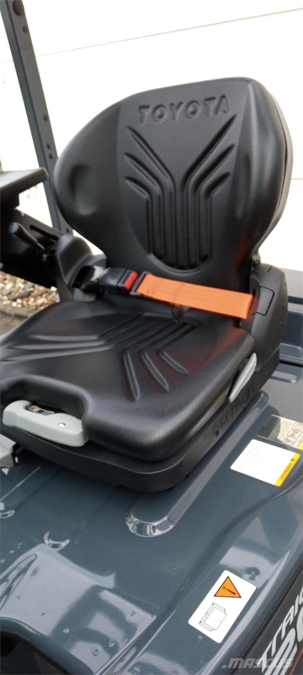 Toyota 8FBMK20T 전동 지게차