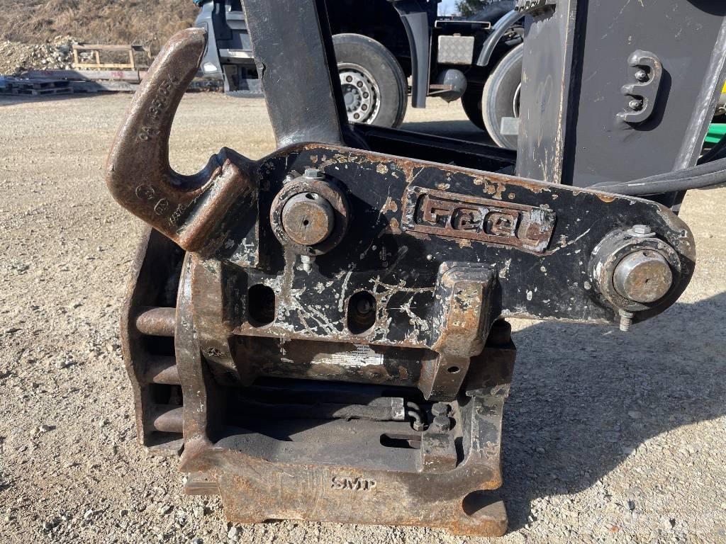 Volvo EW160E  휠 굴삭기