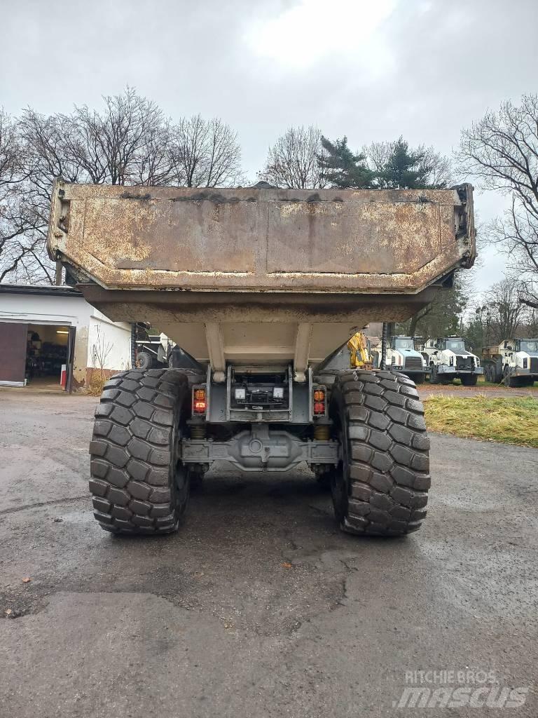 Terex TA 300 연결식 홀러