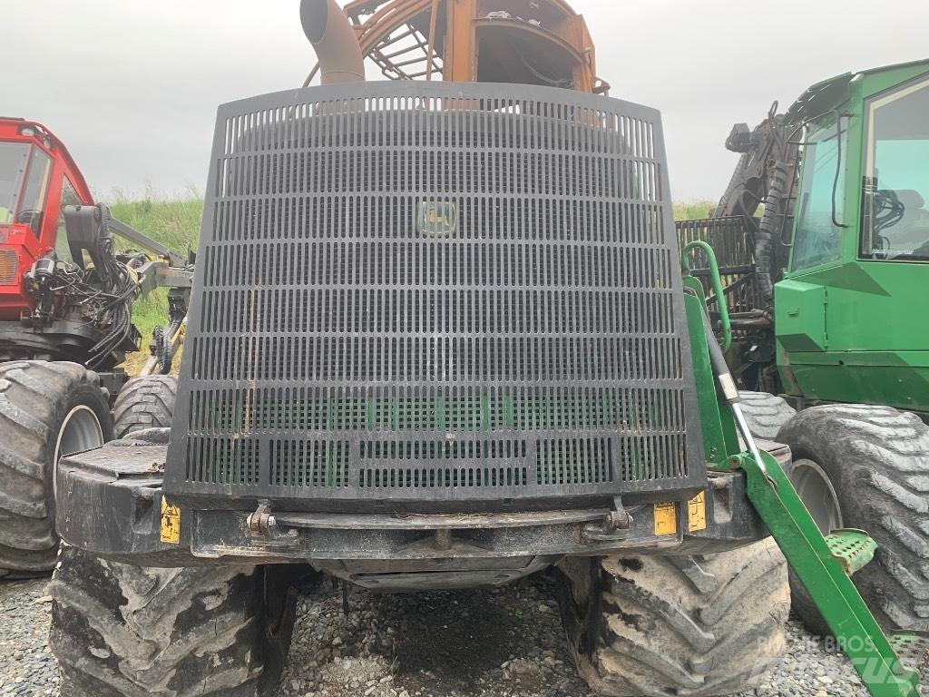 John Deere 1110 E 캐빈 및 인테리어