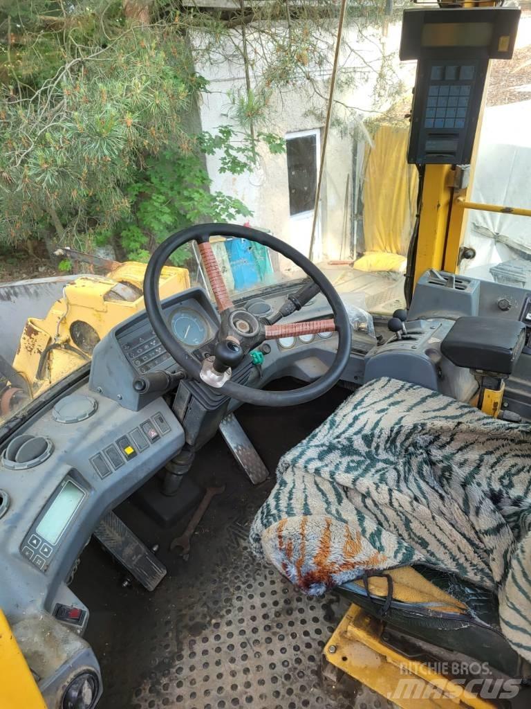 Volvo BM L 150  휠로우더