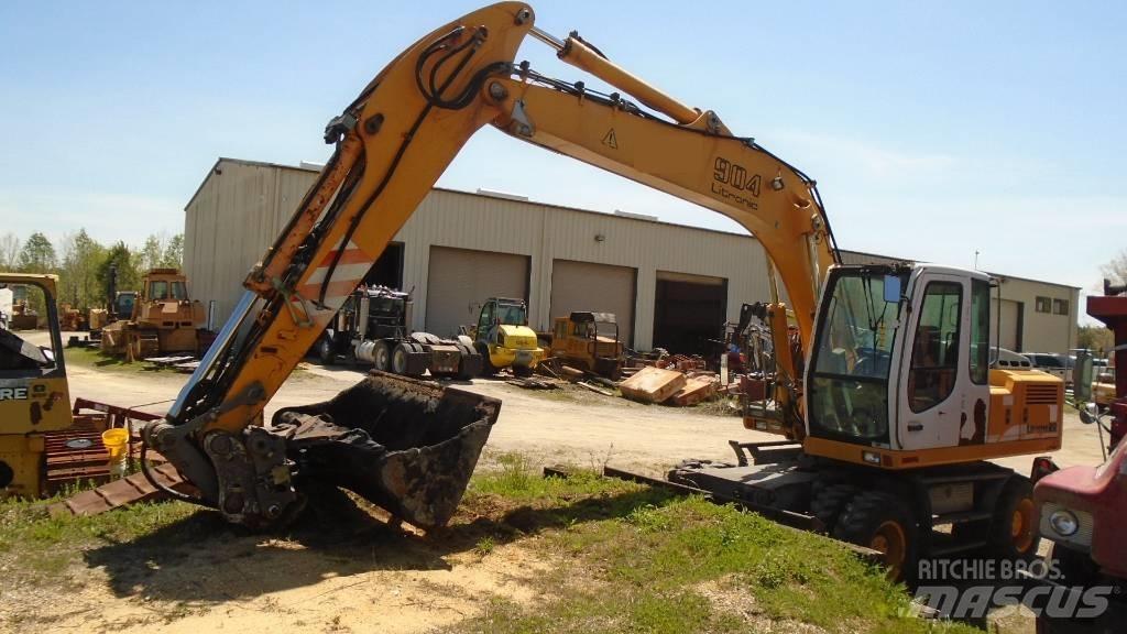 Liebherr A 904 C  휠 굴삭기