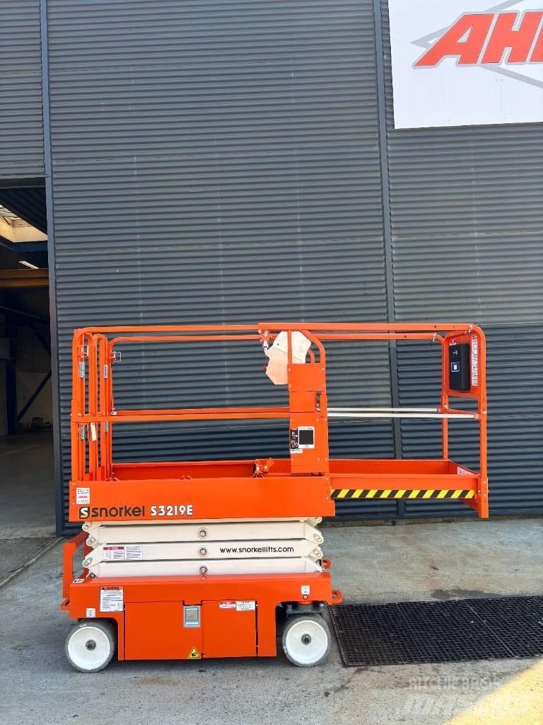 Snorkel S 3219 E 가위형 리프트
