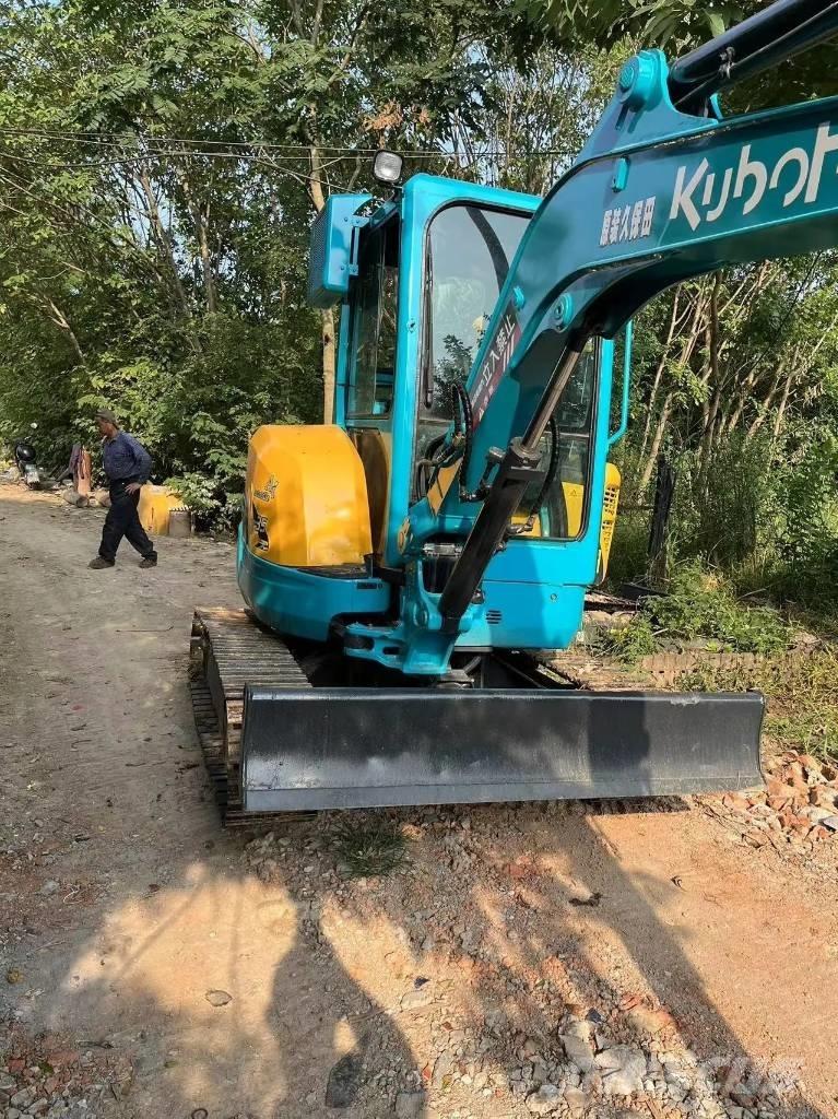 Kubota U35 소형 굴삭기 7톤 미만