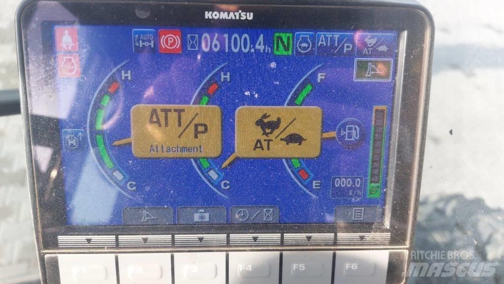Komatsu PW 148-10  휠 굴삭기