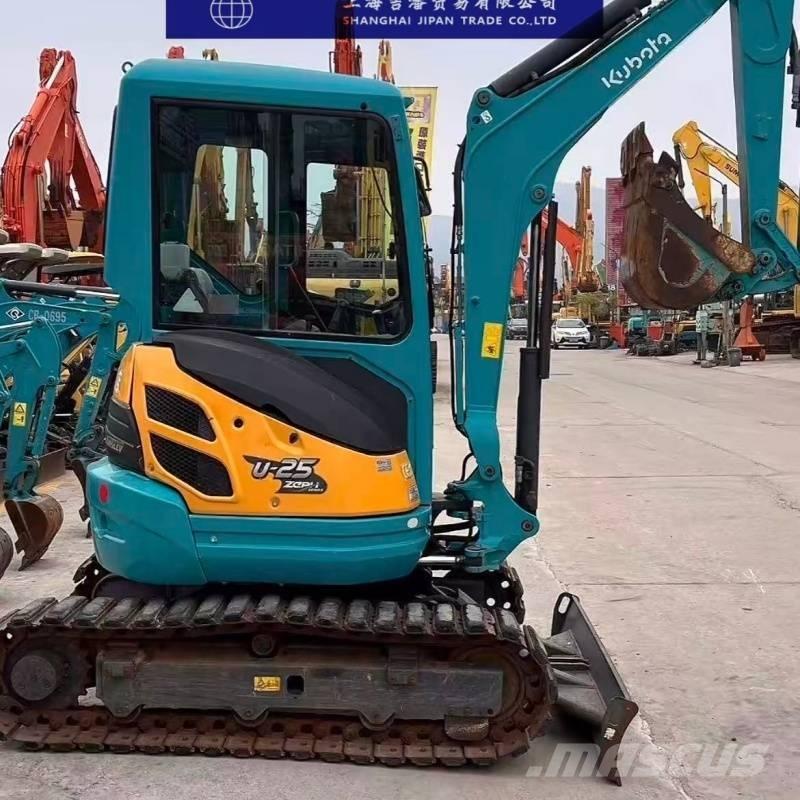 Kubota U 25 소형 굴삭기 7톤 미만