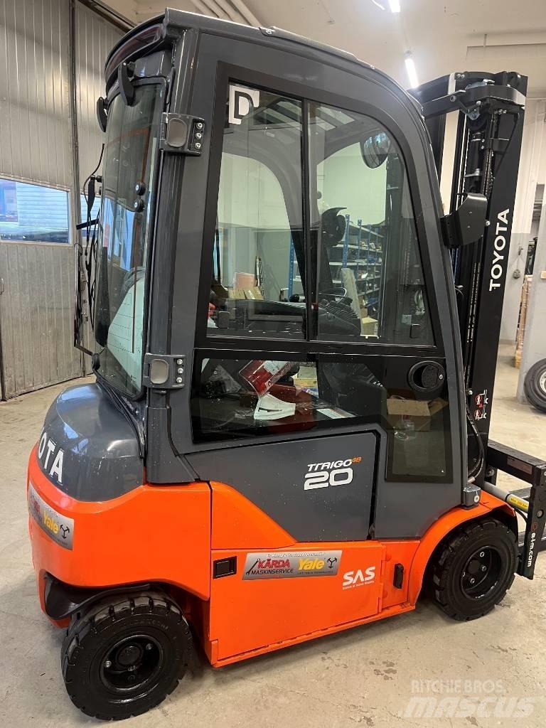 Toyota 8FBMK20T 전동 지게차
