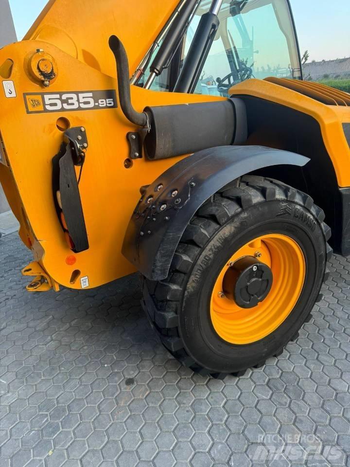 JCB 535-95 텔러 핸들러