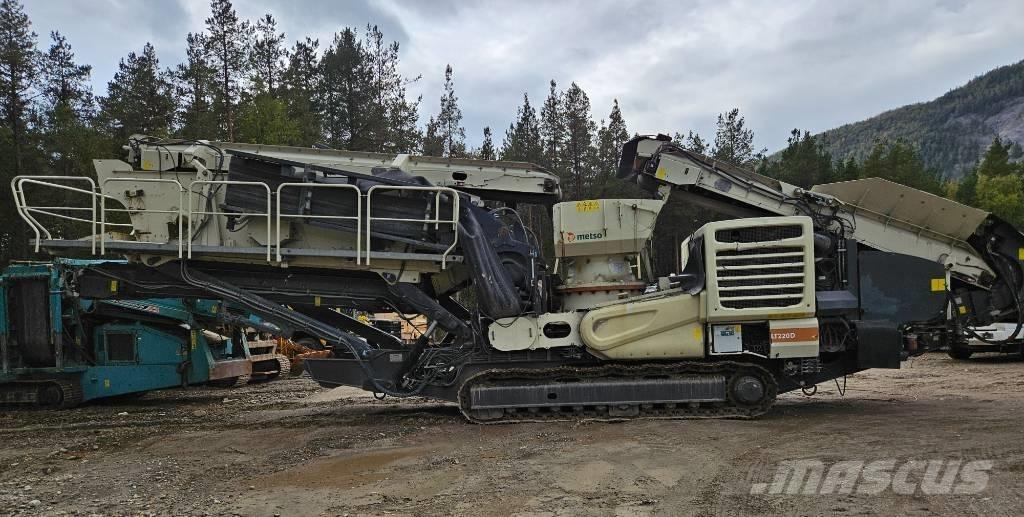 Metso LT 220 D 이동식 분쇄기