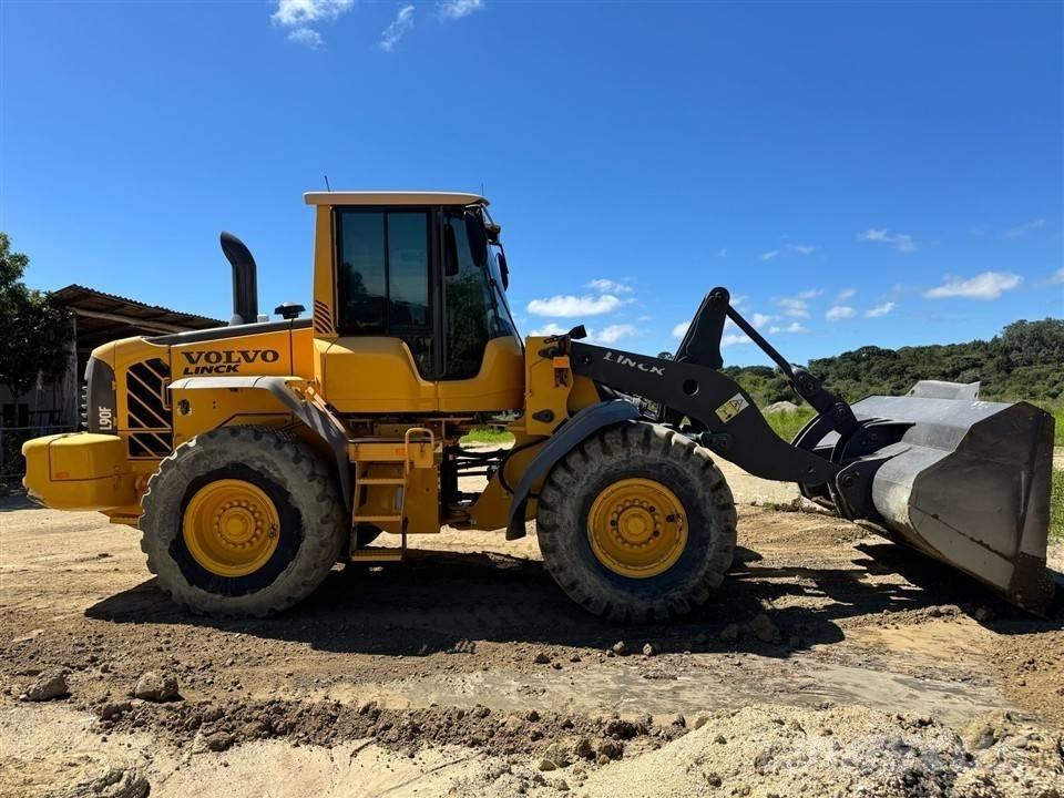 Volvo L 90 F  휠로우더