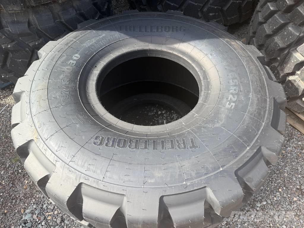Trelleborg 750/65R25 타이어, 휠 및 림