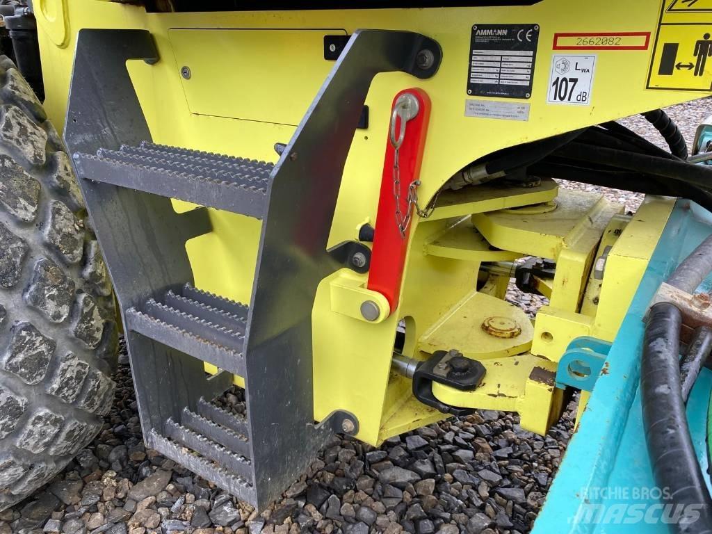 Ammann ASC 110 싱글 드럼 롤러