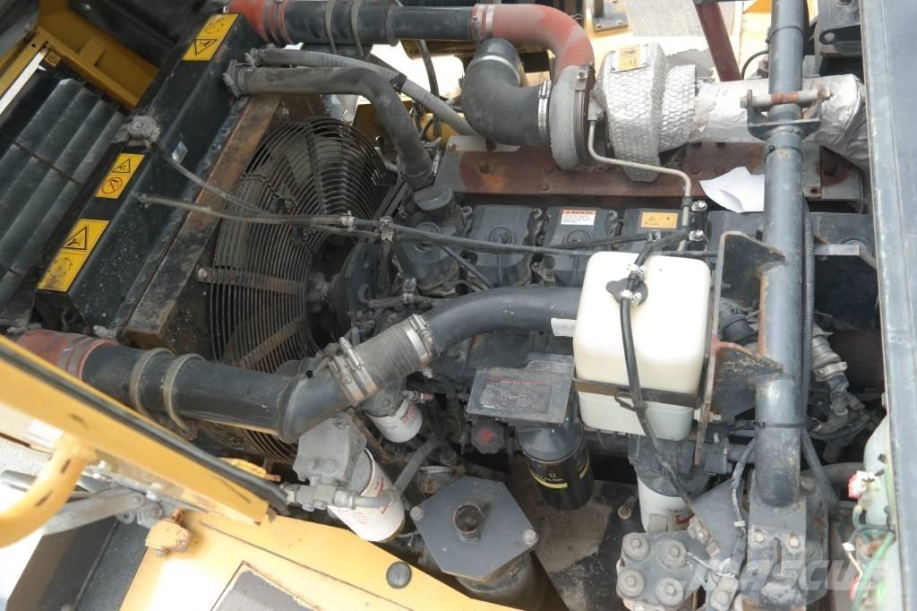 Komatsu HM300-1 연결식 홀러